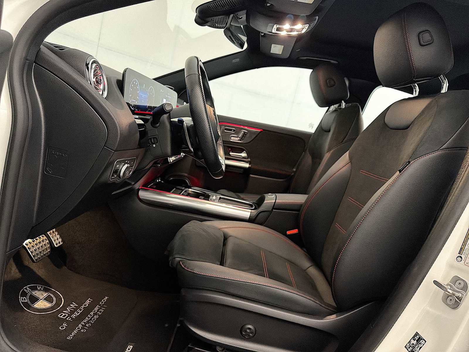 Used 2025 Mercedes-Benz GLA 35 AMG 4MATIC image 9