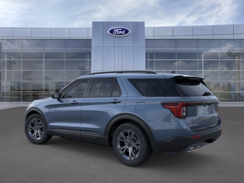 New 2026 Ford Explorer Active w/ Active Comfort Package AWD/4WD image 5