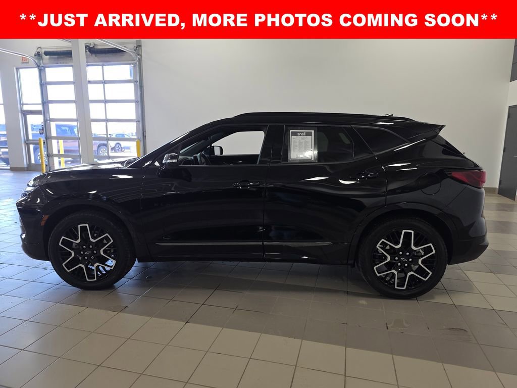Used 2024 Chevrolet Blazer RS w/ Driver Confidence II Package image 2