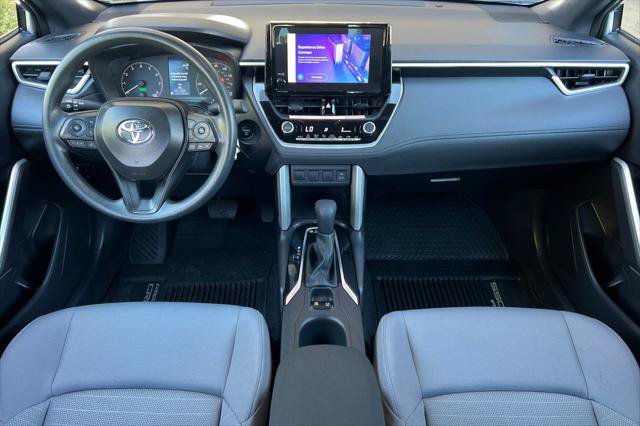Certified 2025 Toyota Corolla Cross AWD Hybrid image 3