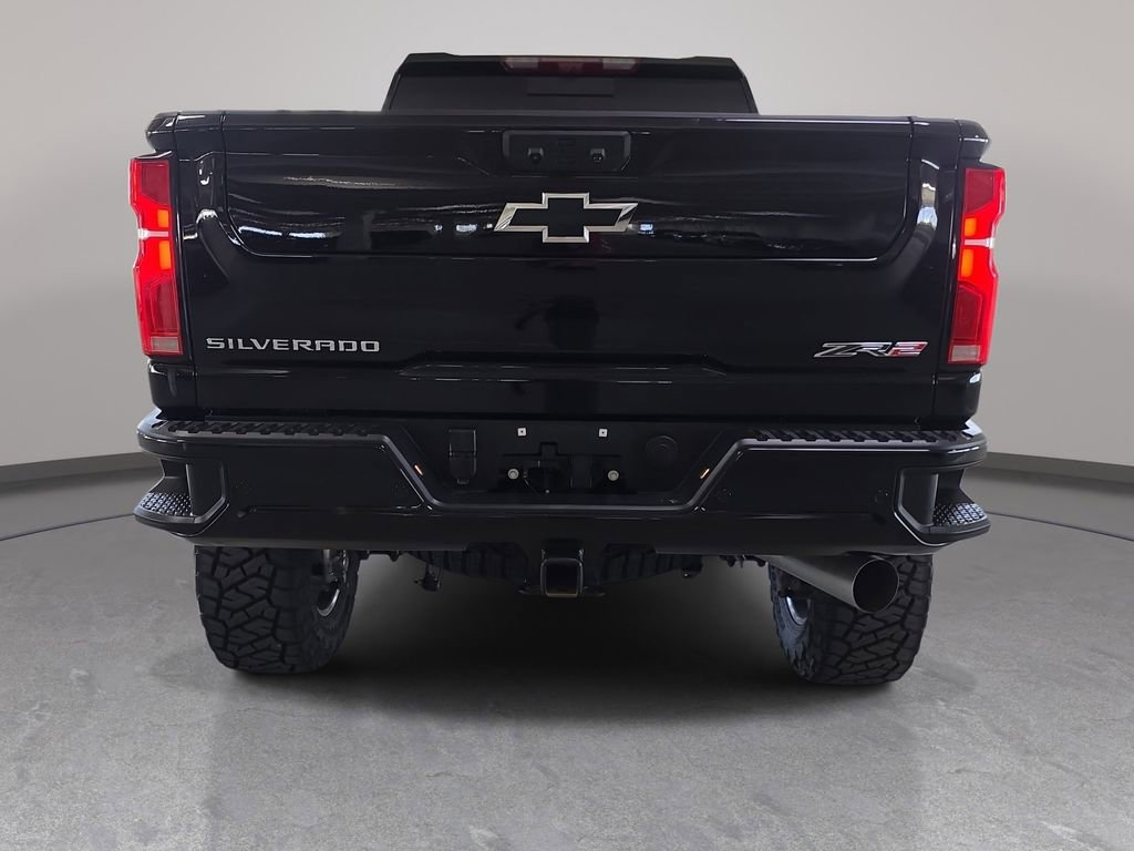 Used 2026 Chevrolet Silverado 2500 ZR2 AWD/4WD image 8
