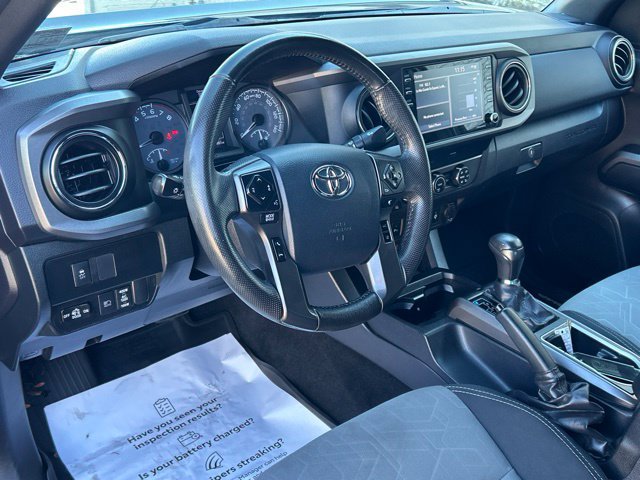 Used 2020 Toyota Tacoma TRD Off-Road w/ Technology Package AWD/4WD image 25