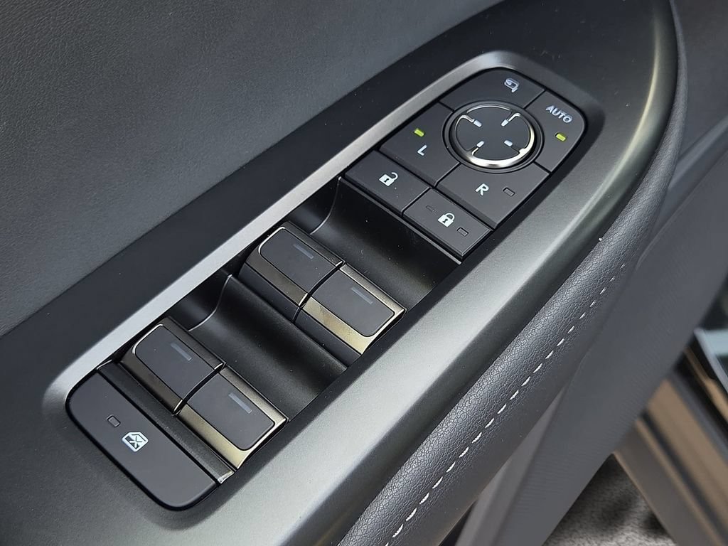 New 2026 Lexus RZ 350e 2WD w/ Convenience Package image 18
