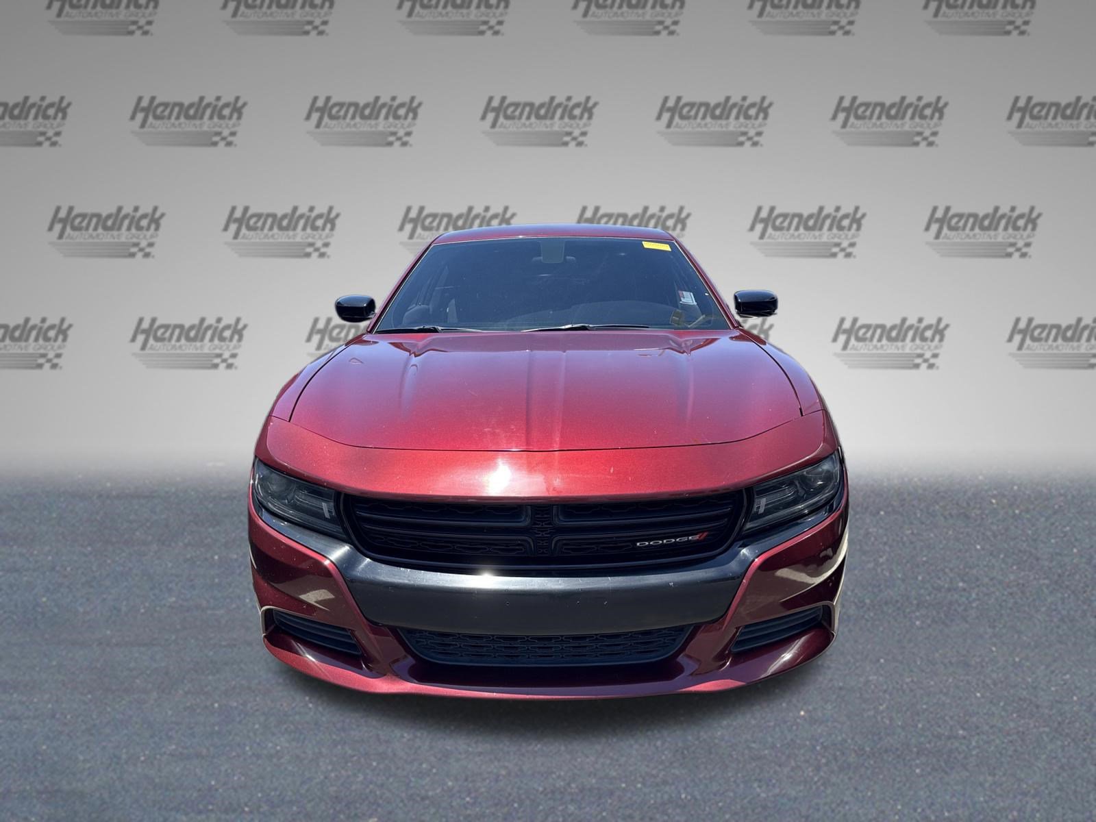 Used 2019 Dodge Charger SXT w/ Blacktop Package RWD image 3