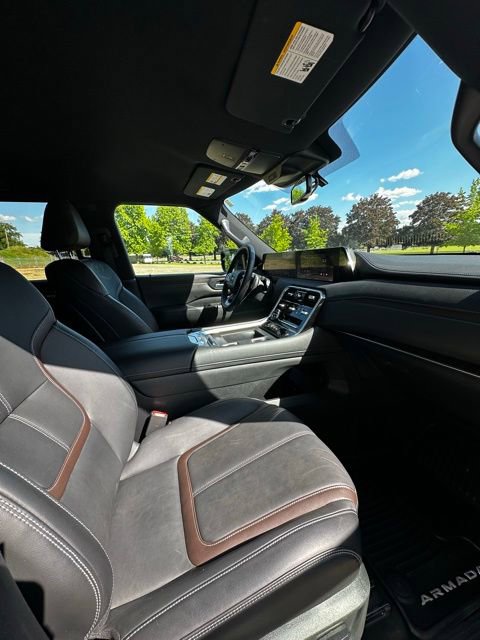 Used 2025 Nissan Armada SL AWD/4WD image 25