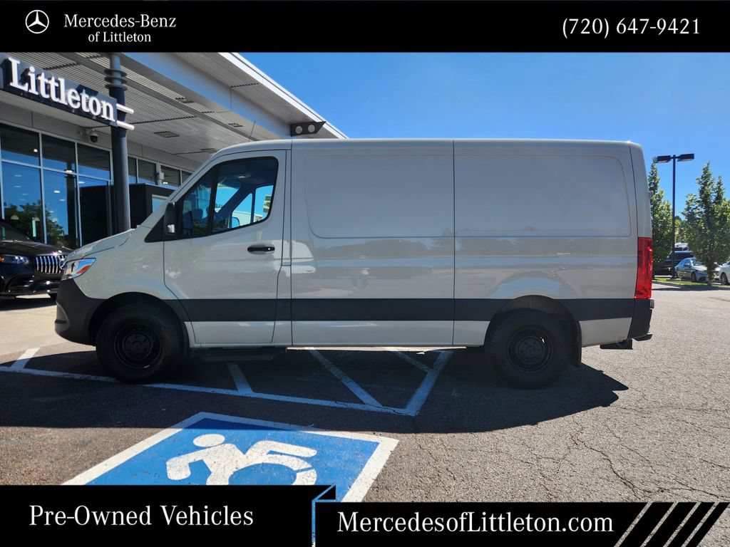 Used 2023 Mercedes-Benz Sprinter 1500 image 4