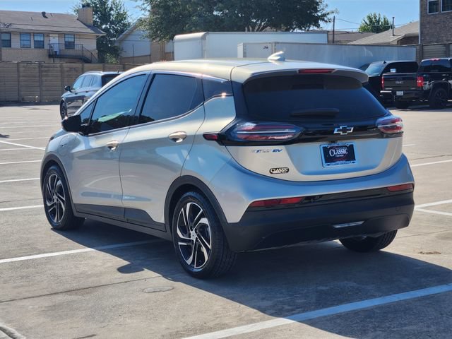 Used 2023 Chevrolet Bolt LT w/ Infotainment Package FWD video 3