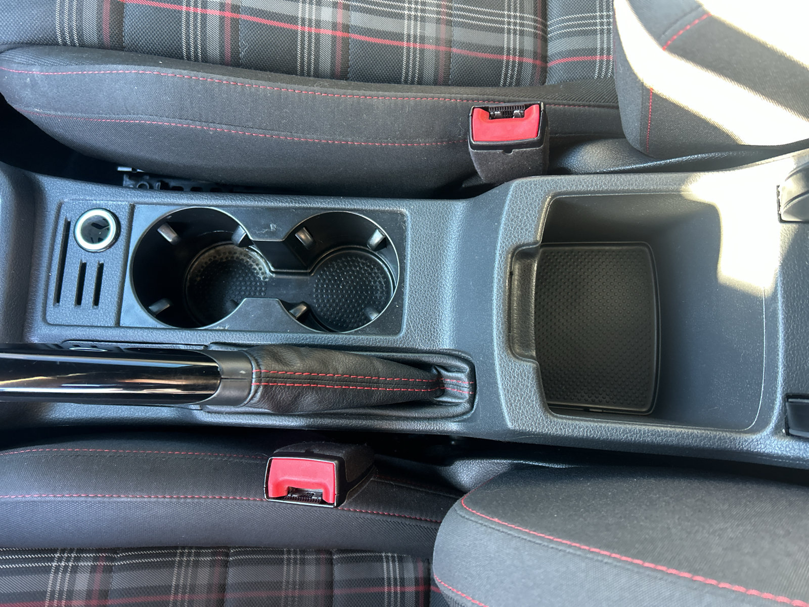 Used 2019 Volkswagen GTI Rabbit Edition FWD image 17