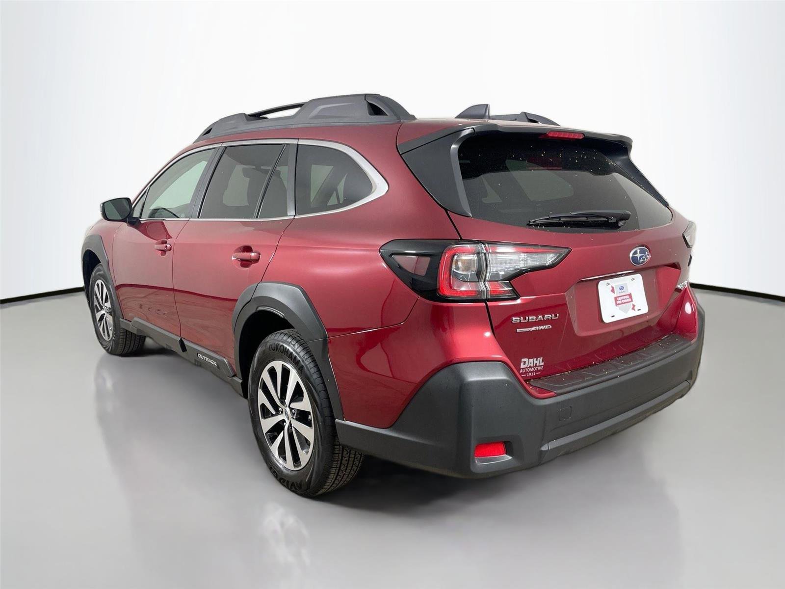 Used 2025 Subaru Outback Premium image 10