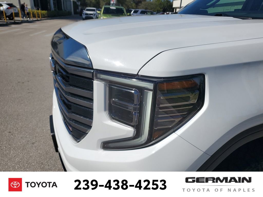 Used 2023 GMC Sierra 1500 AT4 image 14