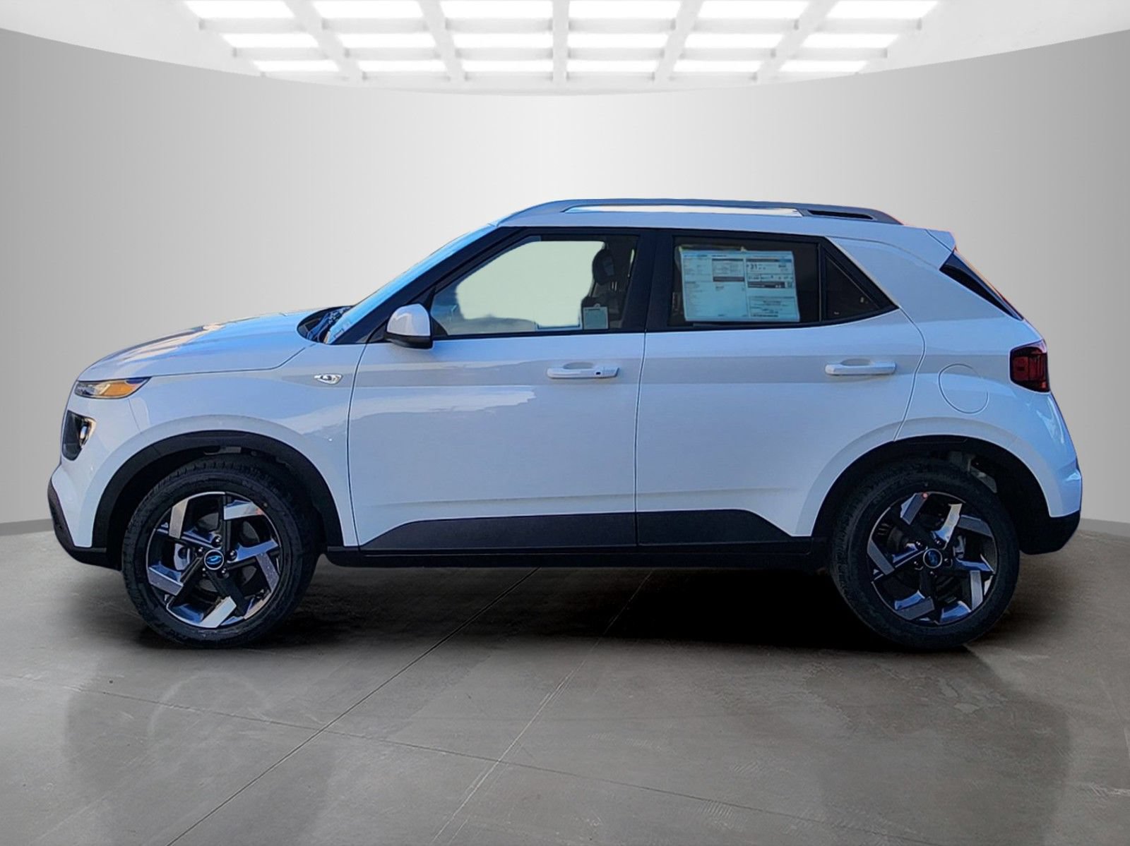 New 2026 Hyundai Venue SEL FWD image 4