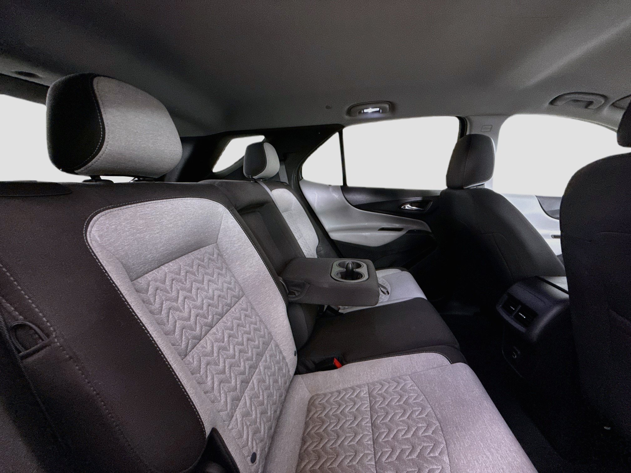 Used 2023 Chevrolet Equinox LS w/ LS Convenience Package FWD image 29