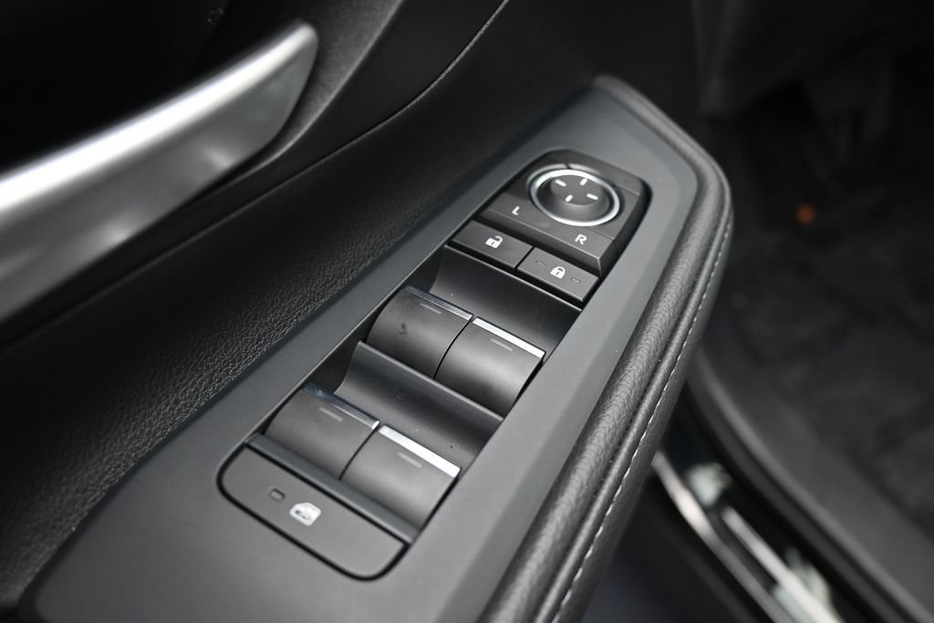 Used 2025 Toyota Grand Highlander FWD image 26