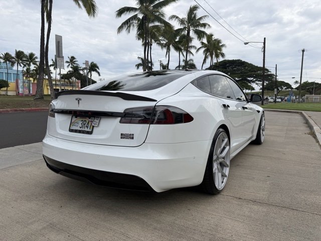 Used 2022 Tesla Model S Plaid image 5