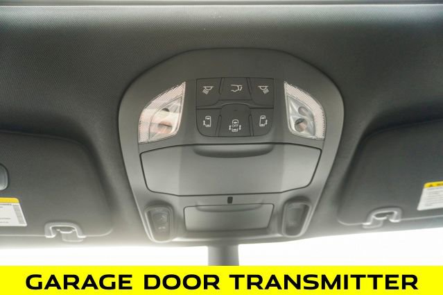 New 2026 Chrysler Pacifica Select w/ S Appearance Package image 30