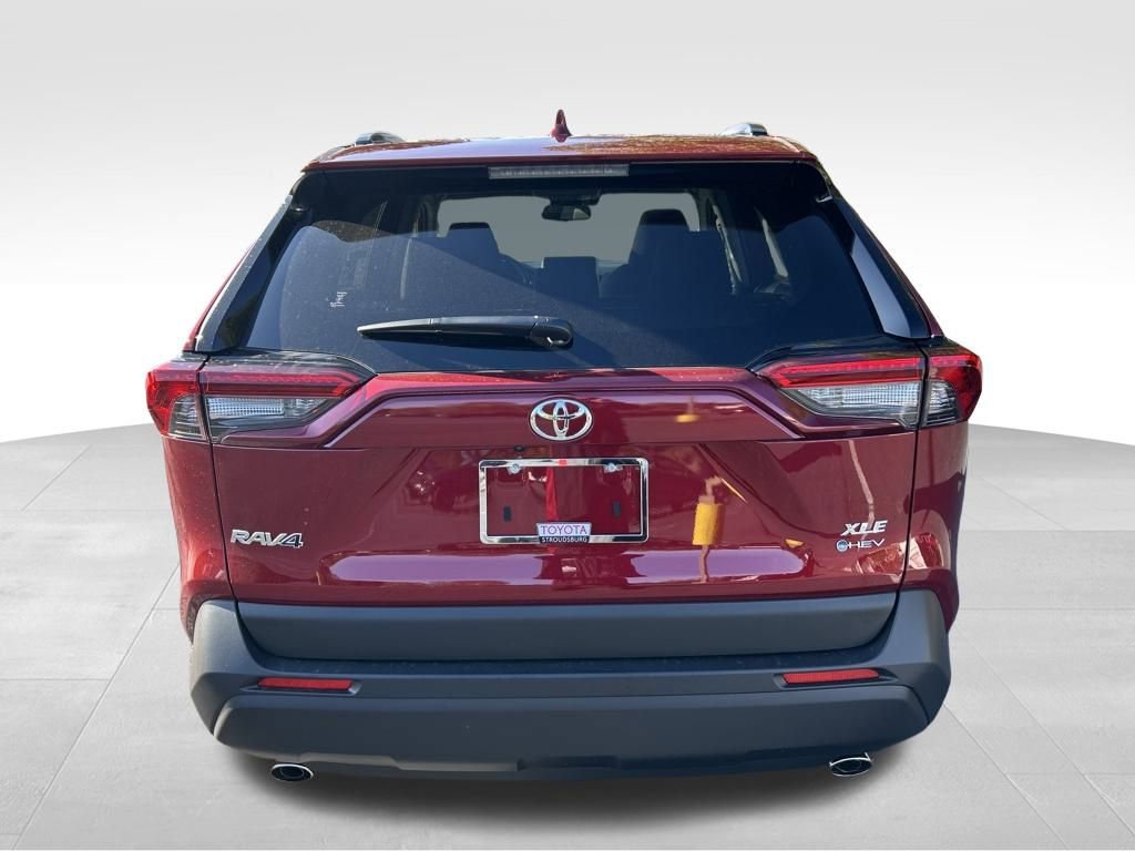 New 2025 Toyota RAV4 XLE image 4