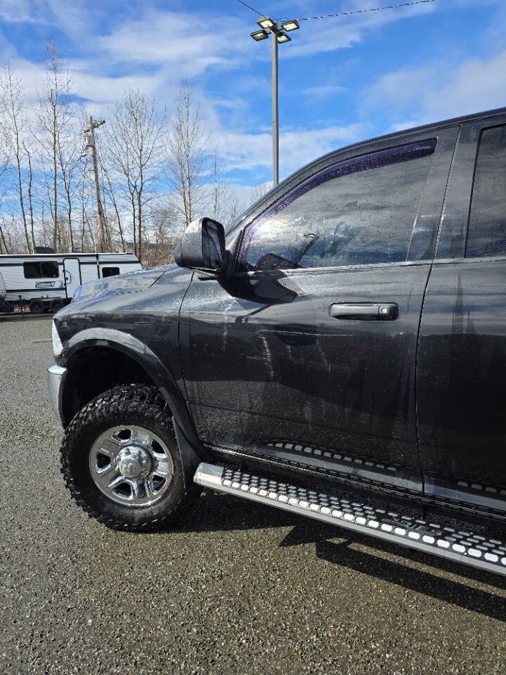 Used 2017 RAM 2500 Tradesman w/ Chrome Appearance Group AWD/4WD image 5