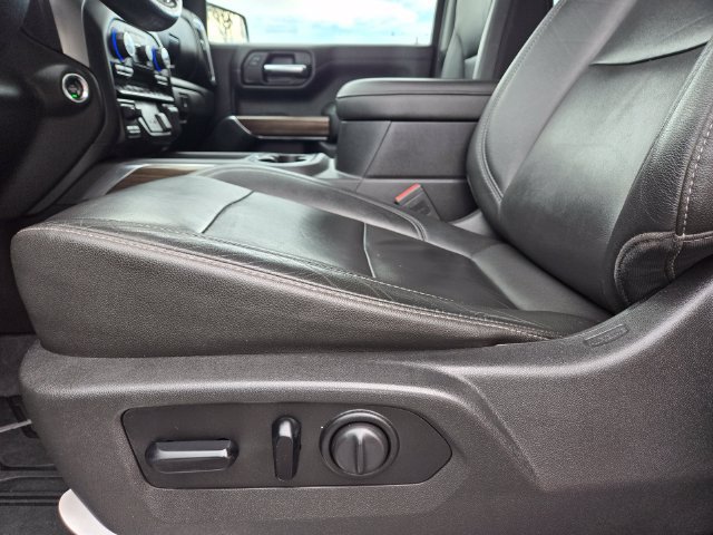Used 2019 Chevrolet Silverado 1500 RST w/ True North Edition AWD/4WD image 13