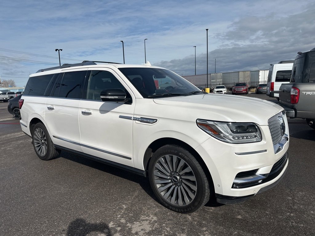 Used 2018 Lincoln Navigator L Reserve w/ Technology Package image 6