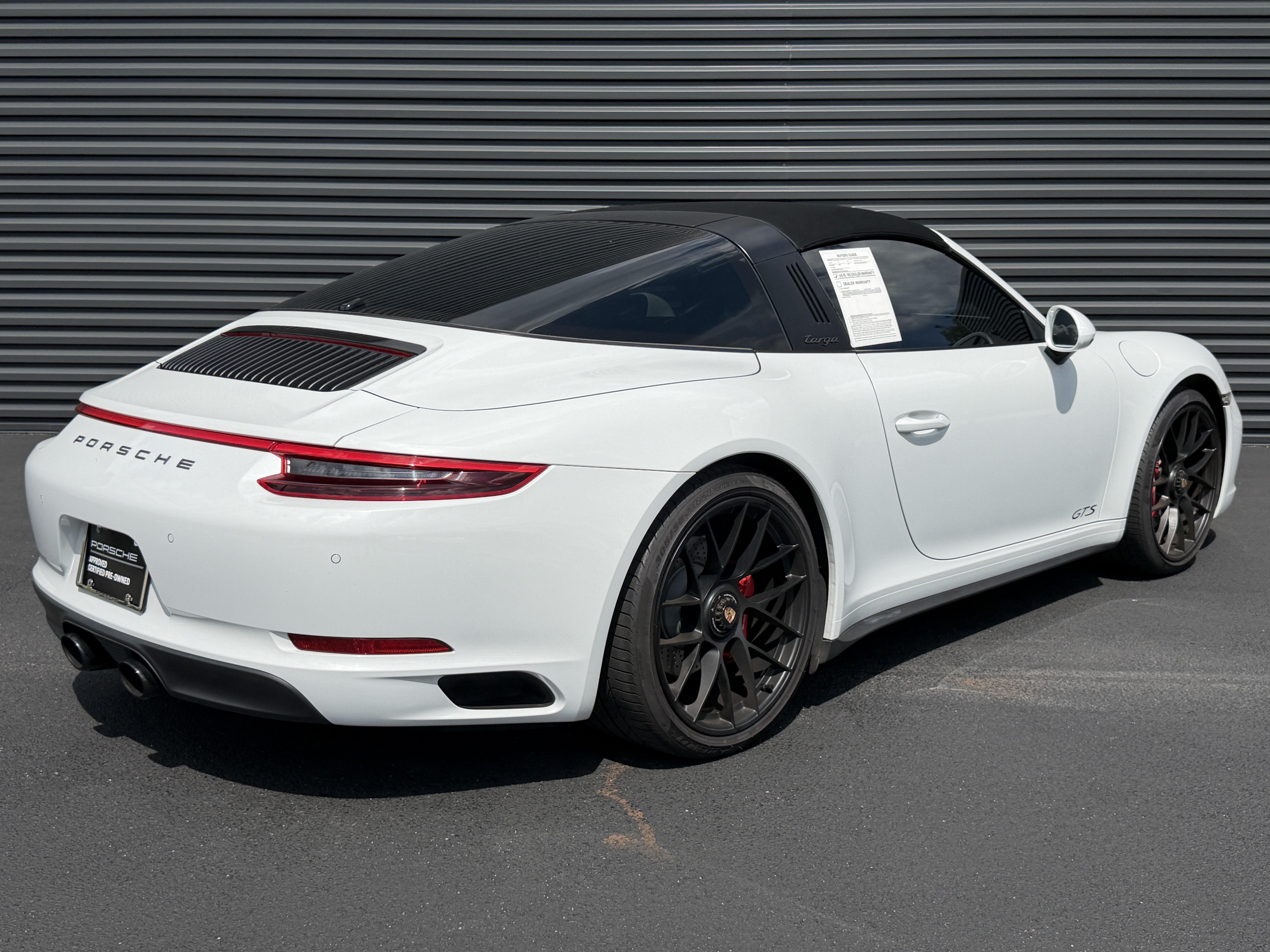 Used 2018 Porsche 911 Targa 4 GTS AWD/4WD image 16