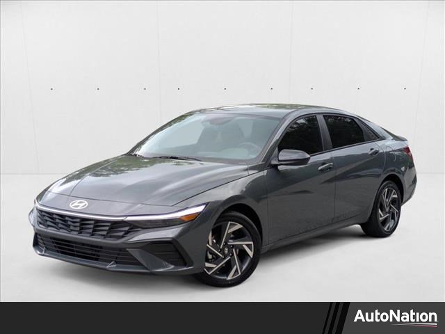 New 2025 Hyundai Elantra SEL