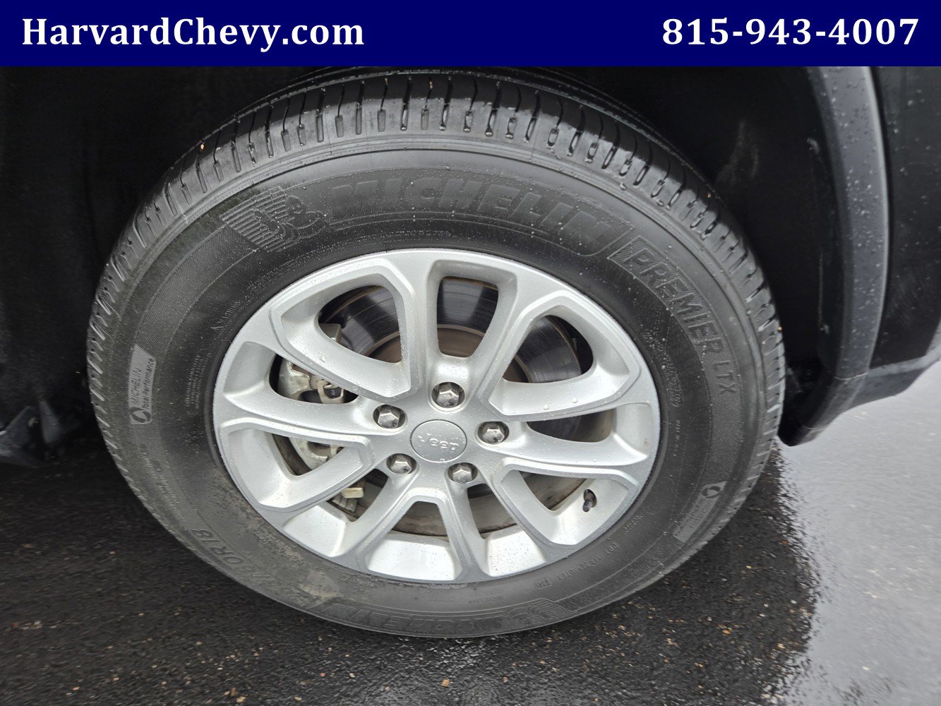 Used 2021 Jeep Grand Cherokee Laredo AWD/4WD image 42