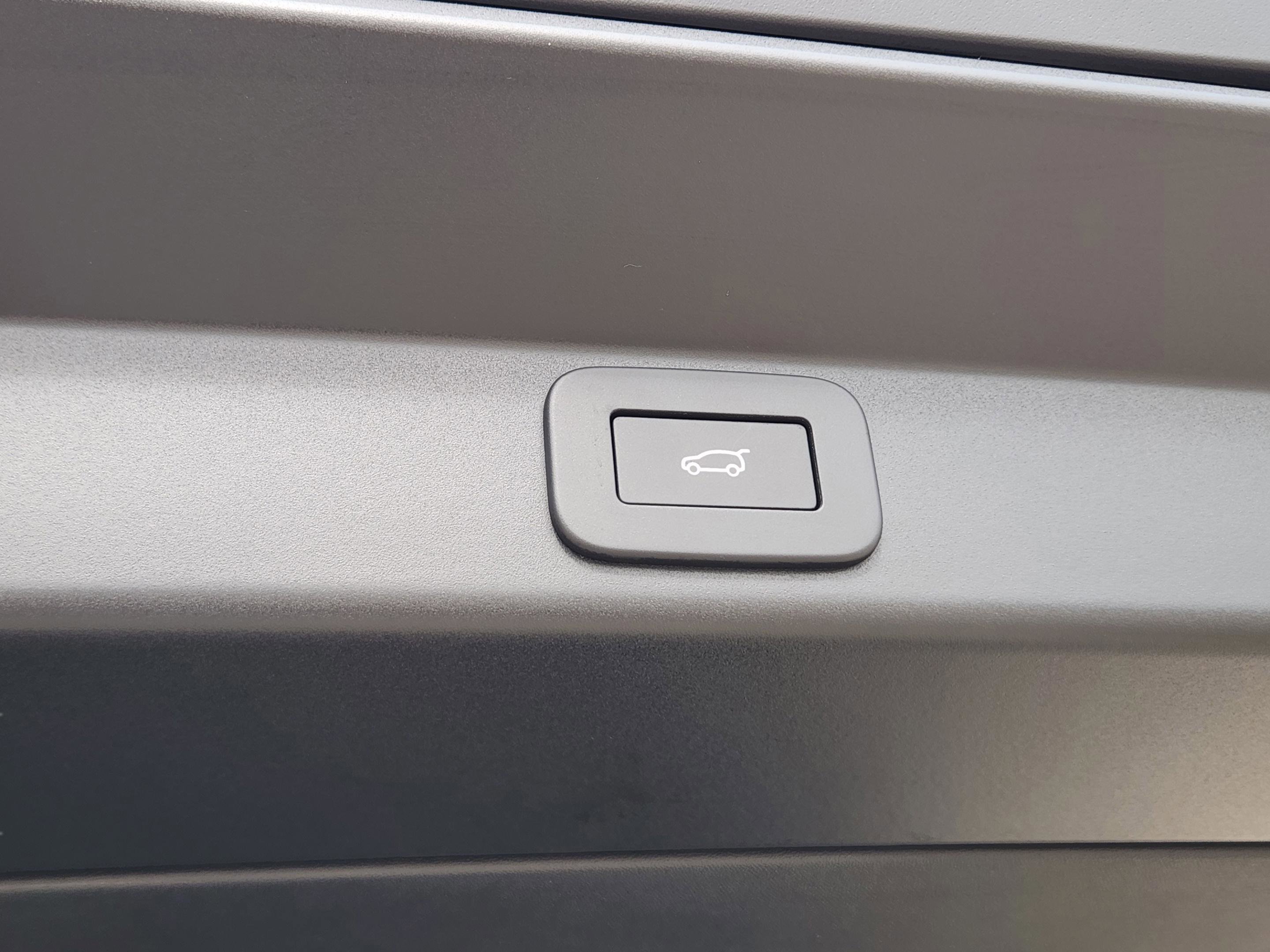 New 2026 Land Rover Range Rover Sport SE AWD/4WD image 27