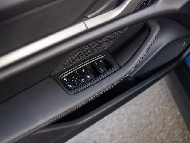 New 2026 Porsche Taycan image 41