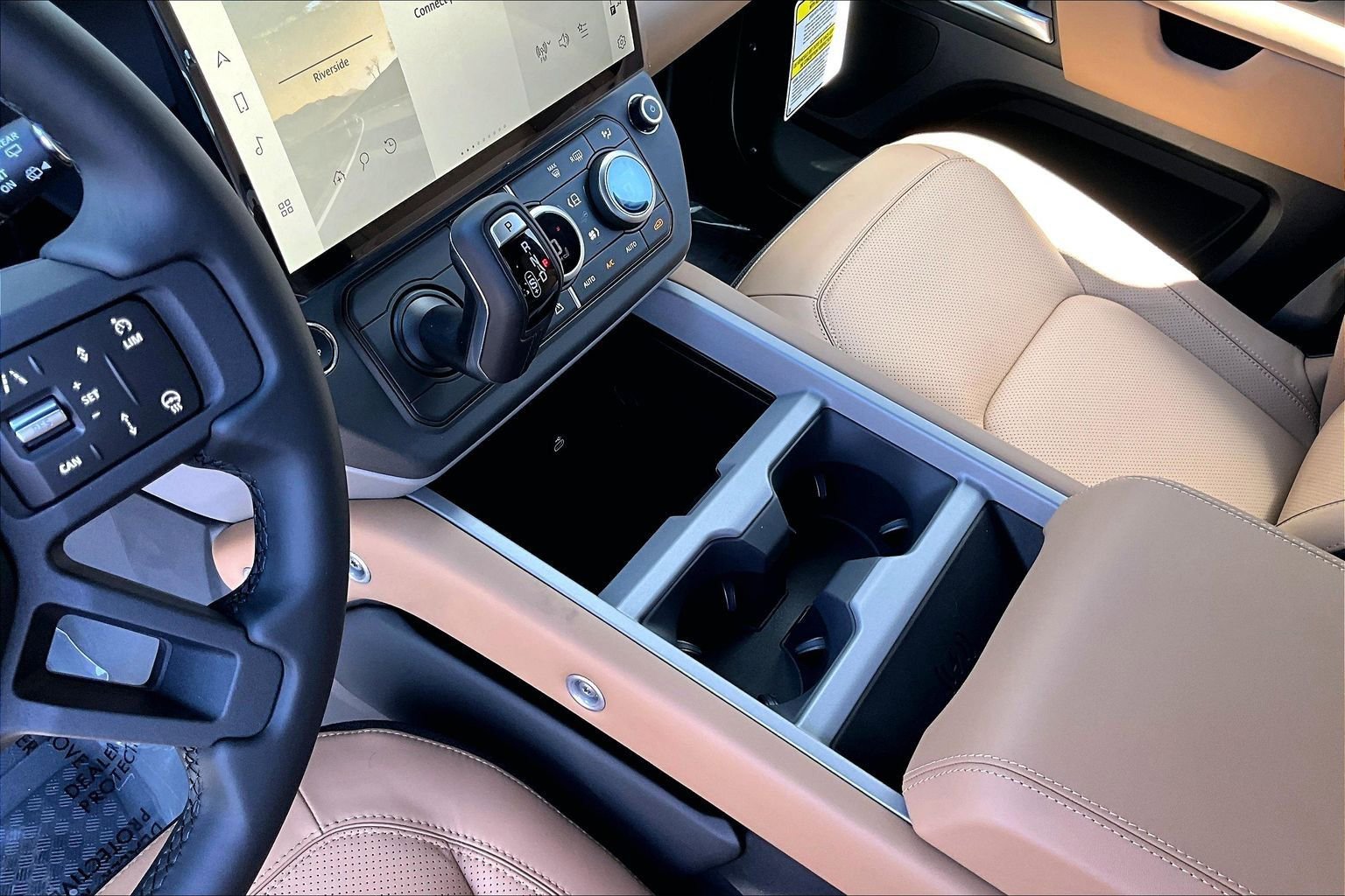 New 2026 Land Rover Defender 110 X AWD/4WD image 8