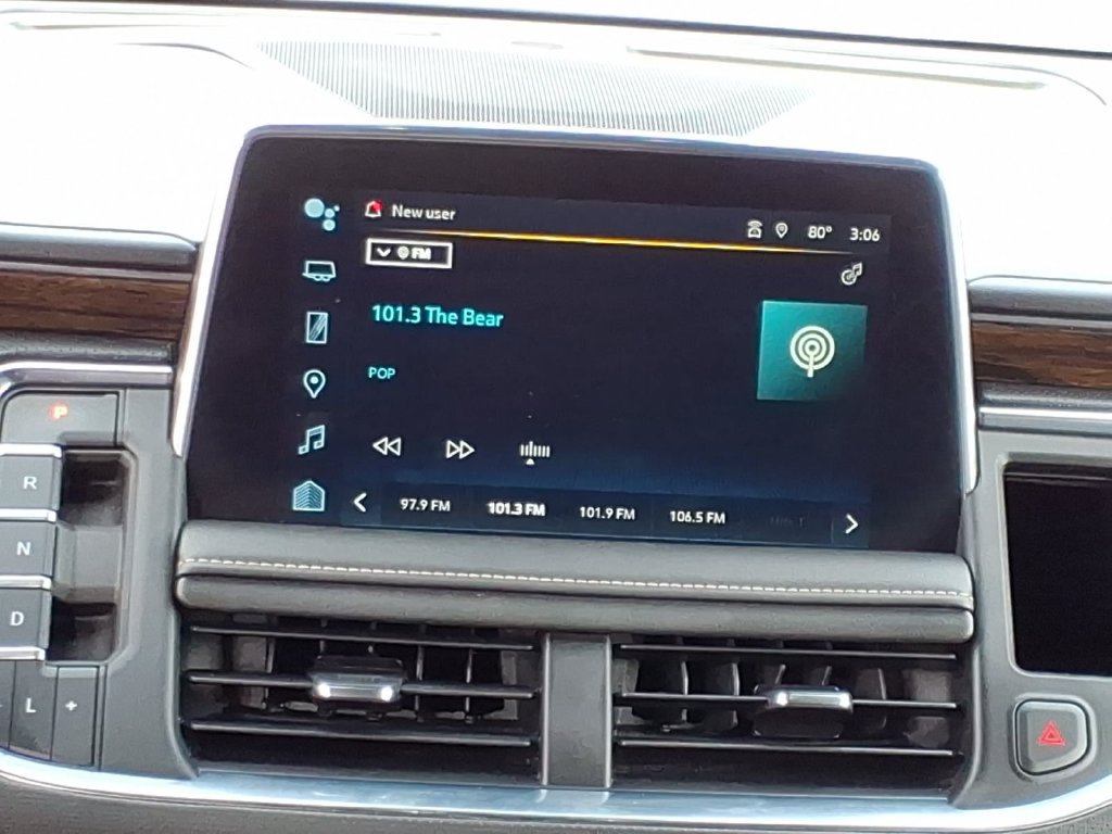 Used 2023 Chevrolet Tahoe Premier AWD/4WD image 17