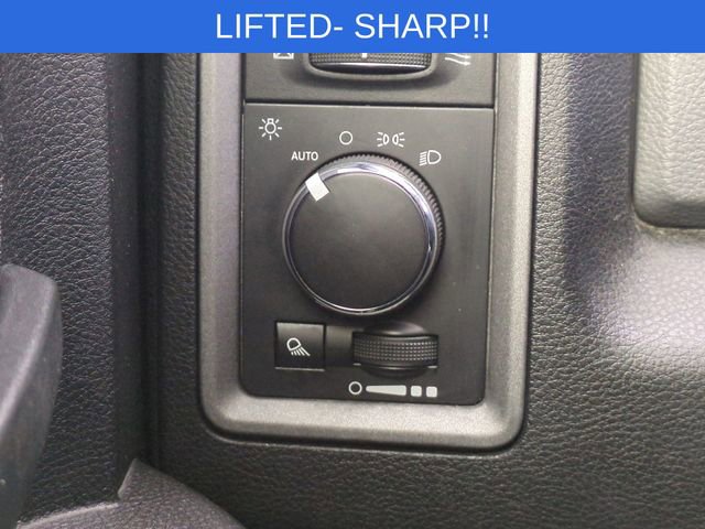 Used 2017 RAM 2500 Tradesman w/ Chrome Appearance Group image 19