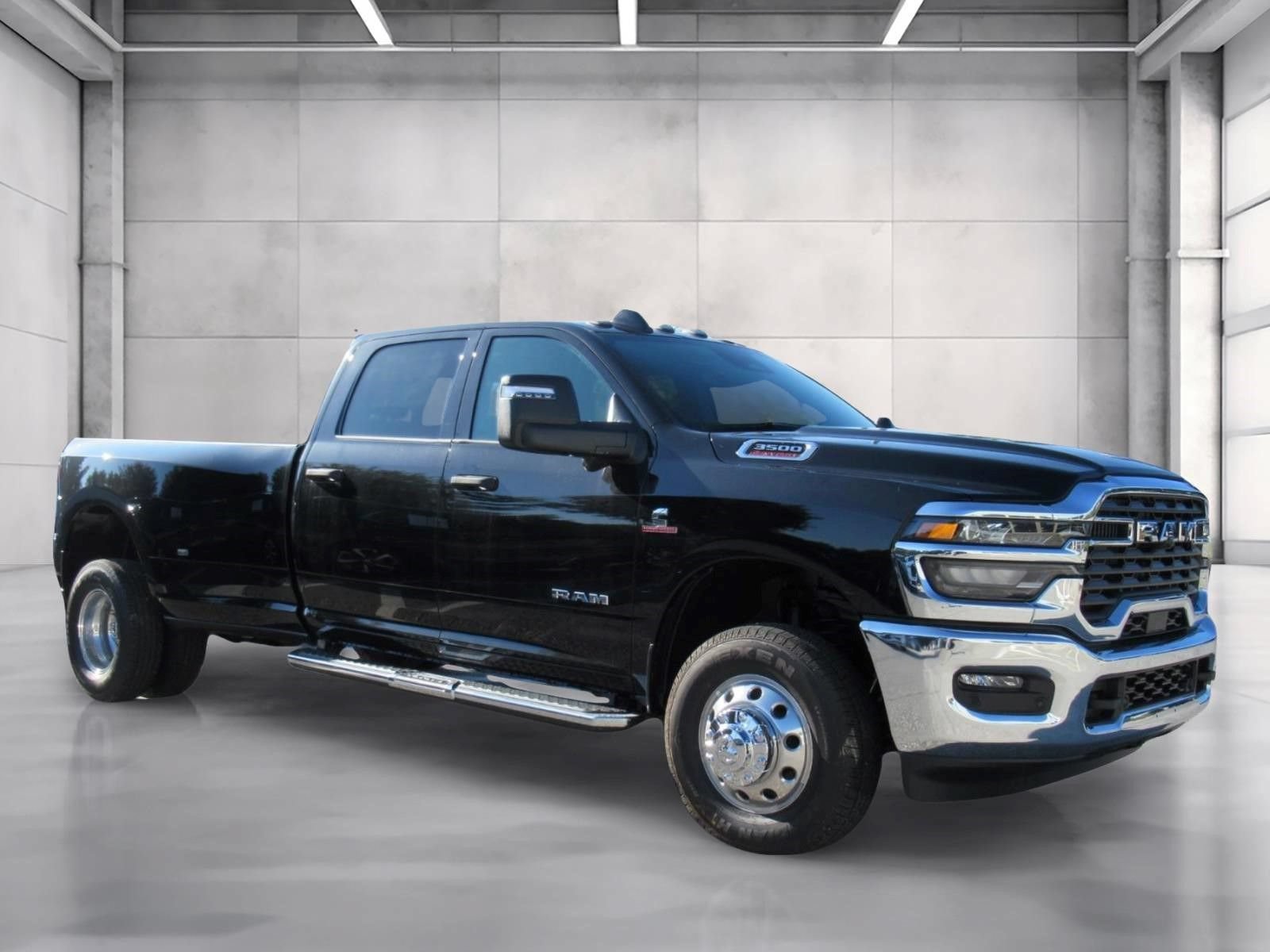 New 2026 RAM 3500 Big Horn AWD/4WD image 1