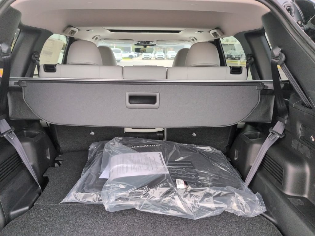 New 2026 Mitsubishi Outlander SEL AWD/4WD image 10