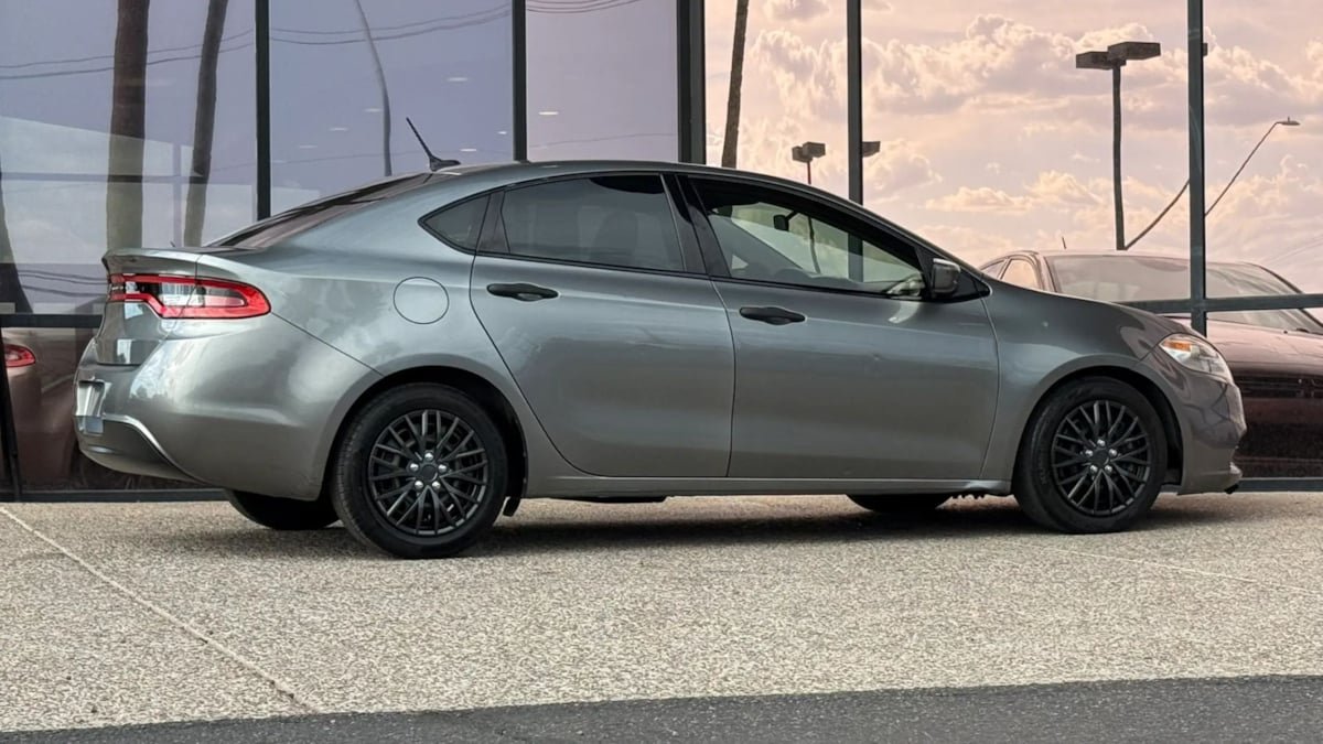 Used 2013 Dodge Dart SE w/ Value Group FWD image 13