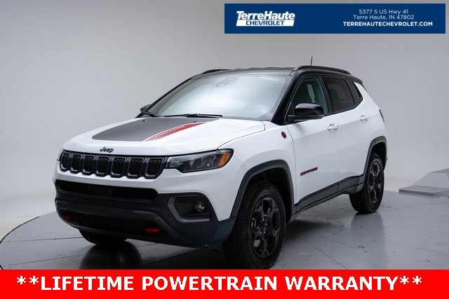 Used 2024 Jeep Compass Trailhawk image 1