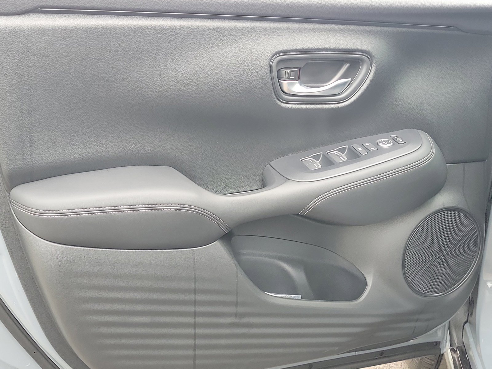 New 2027 Honda HR-V EX-L image 13