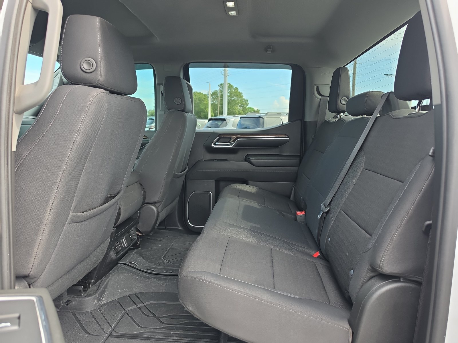 Used 2023 Chevrolet Silverado 1500 RST AWD/4WD image 12