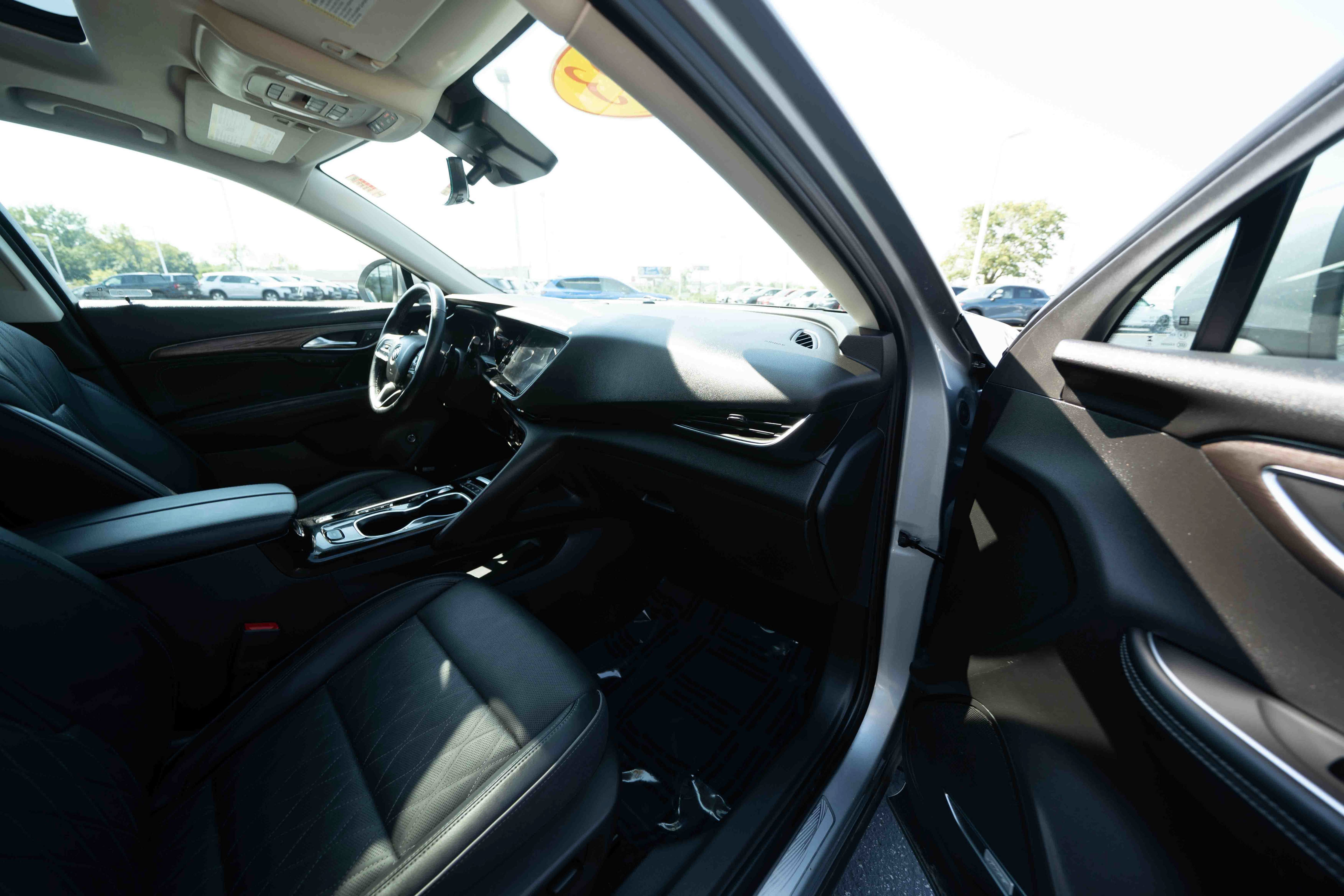 Used 2023 Buick Envision Avenir AWD/4WD image 26
