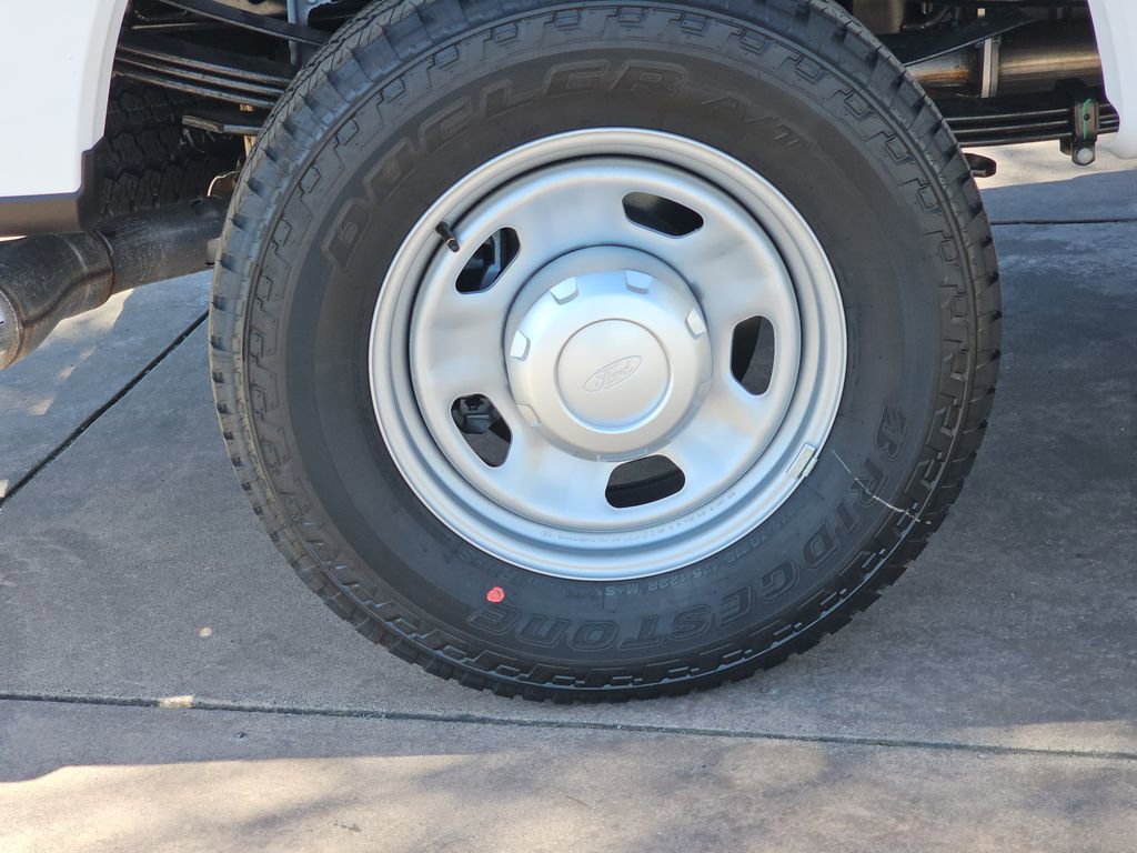 New 2026 Ford F350 XL w/ FX4 Off-Road Package AWD/4WD image 37