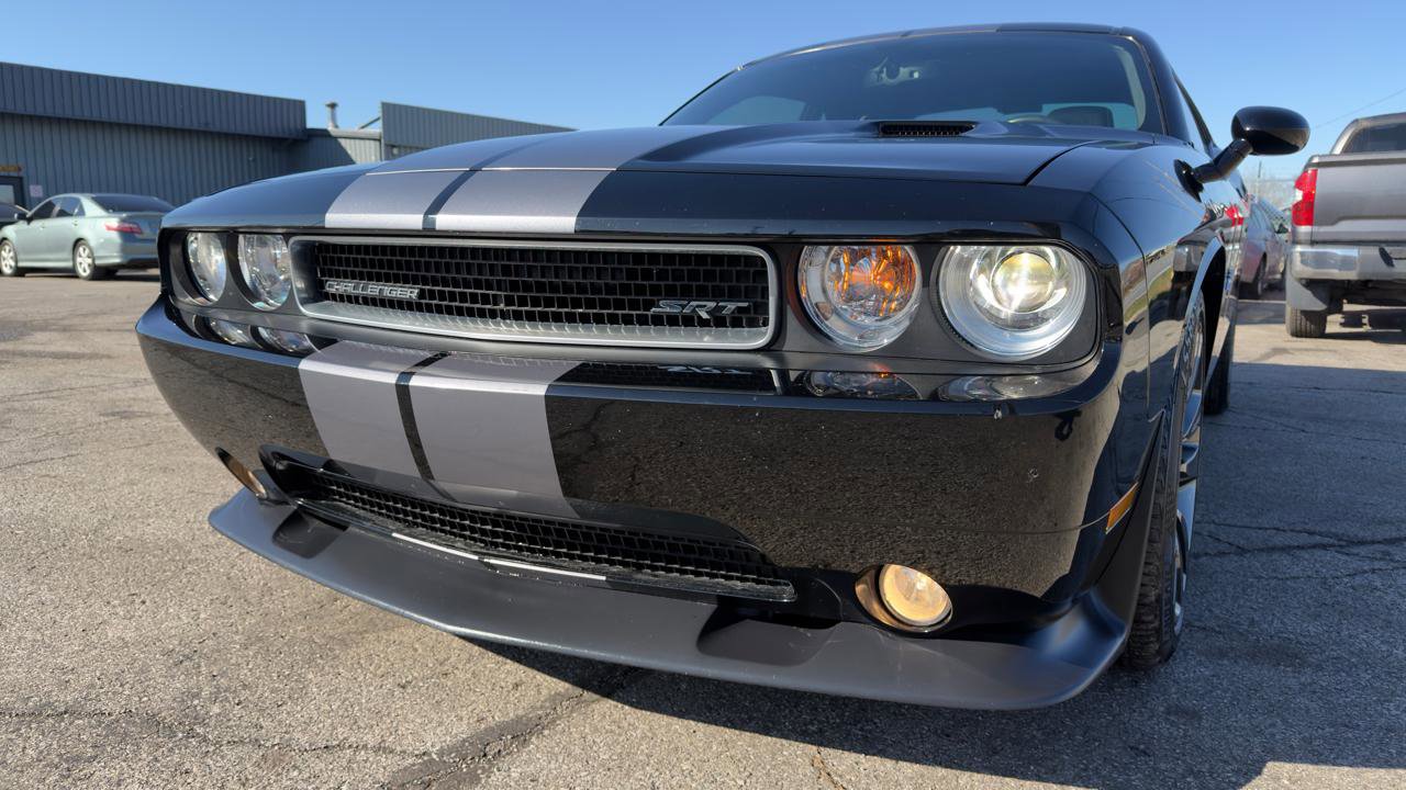 Used 2014 Dodge Challenger SRT8 w/ Harman/Kardon Audio Group image 24