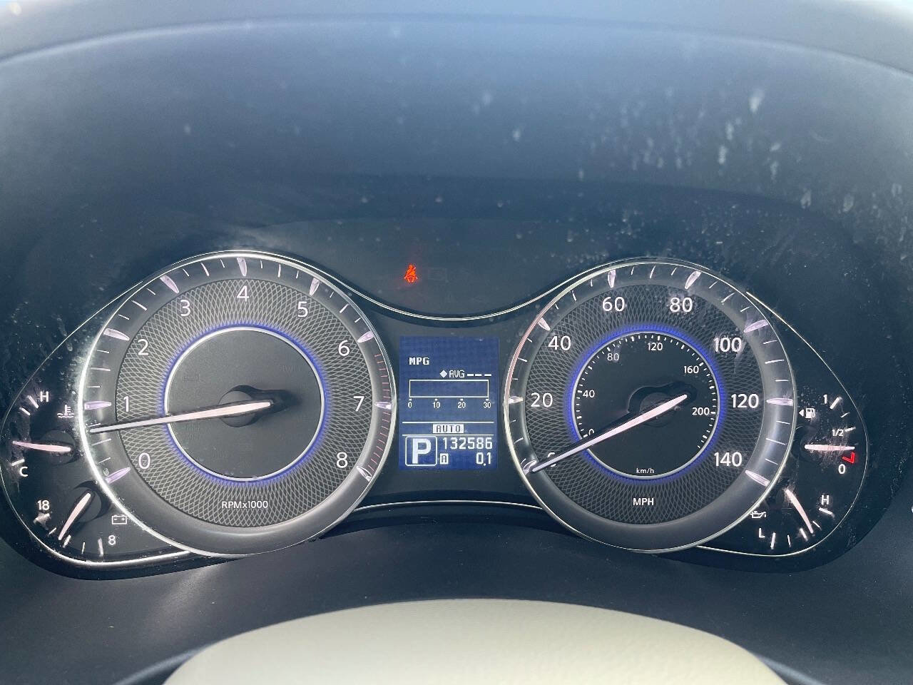 Used 2011 INFINITI QX56 Base 4x4 4dr SUV w/ Deluxe Touring Pkg image 26