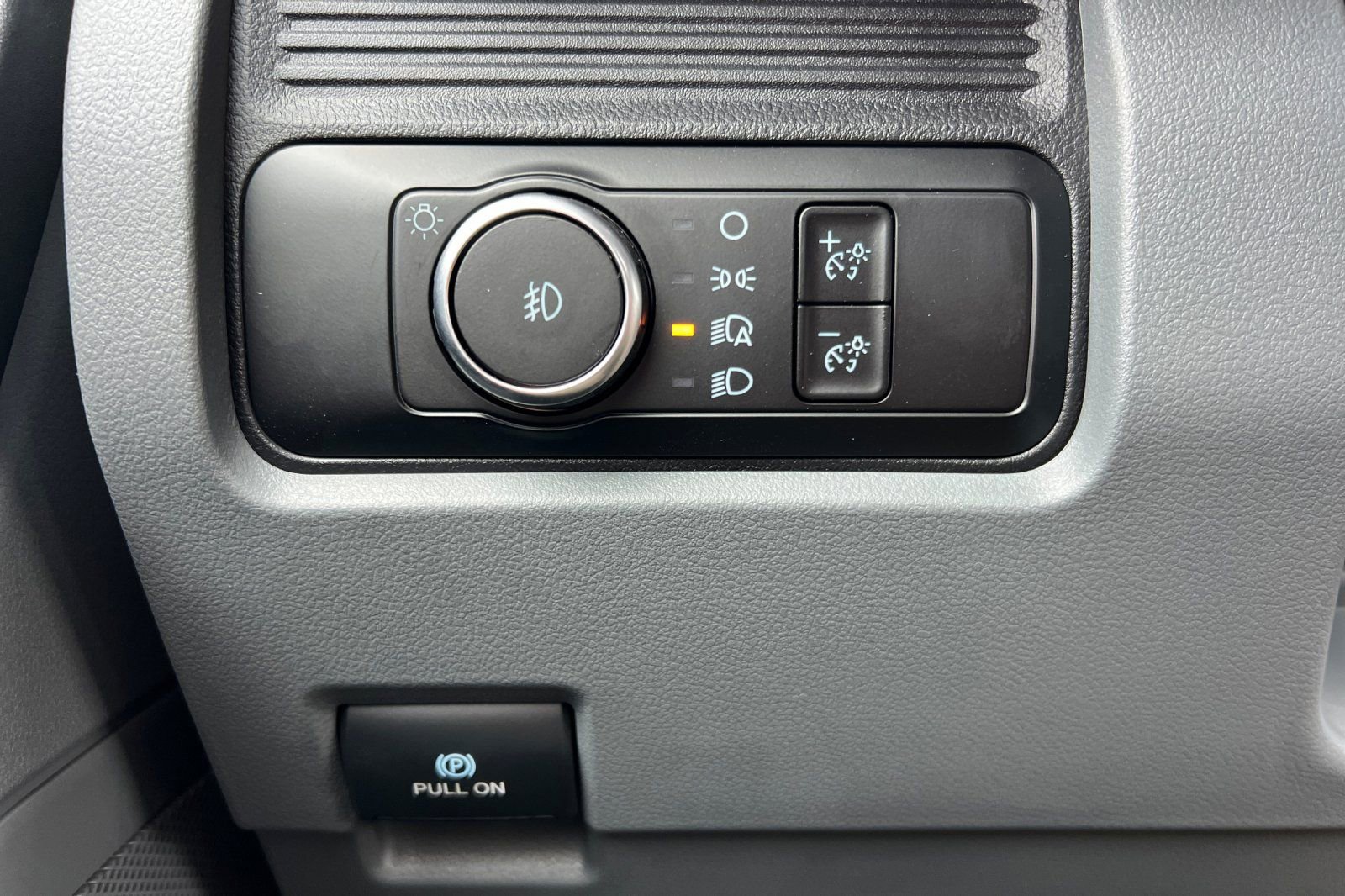 New 2026 Ford F550 2WD Regular Cab Super Duty image 18