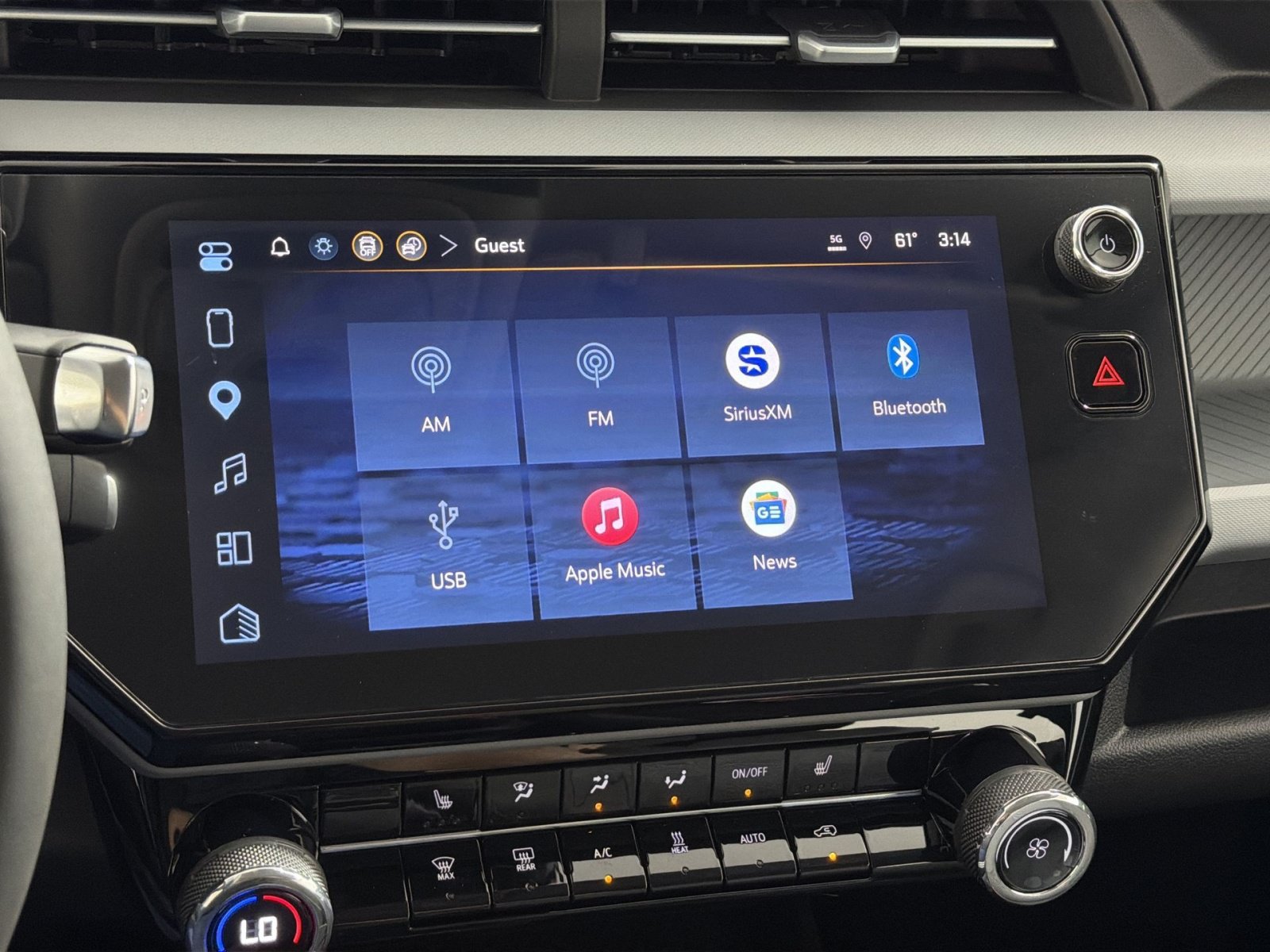 New 2027 Chevrolet Bolt LT w/ Comfort Package FWD image 18