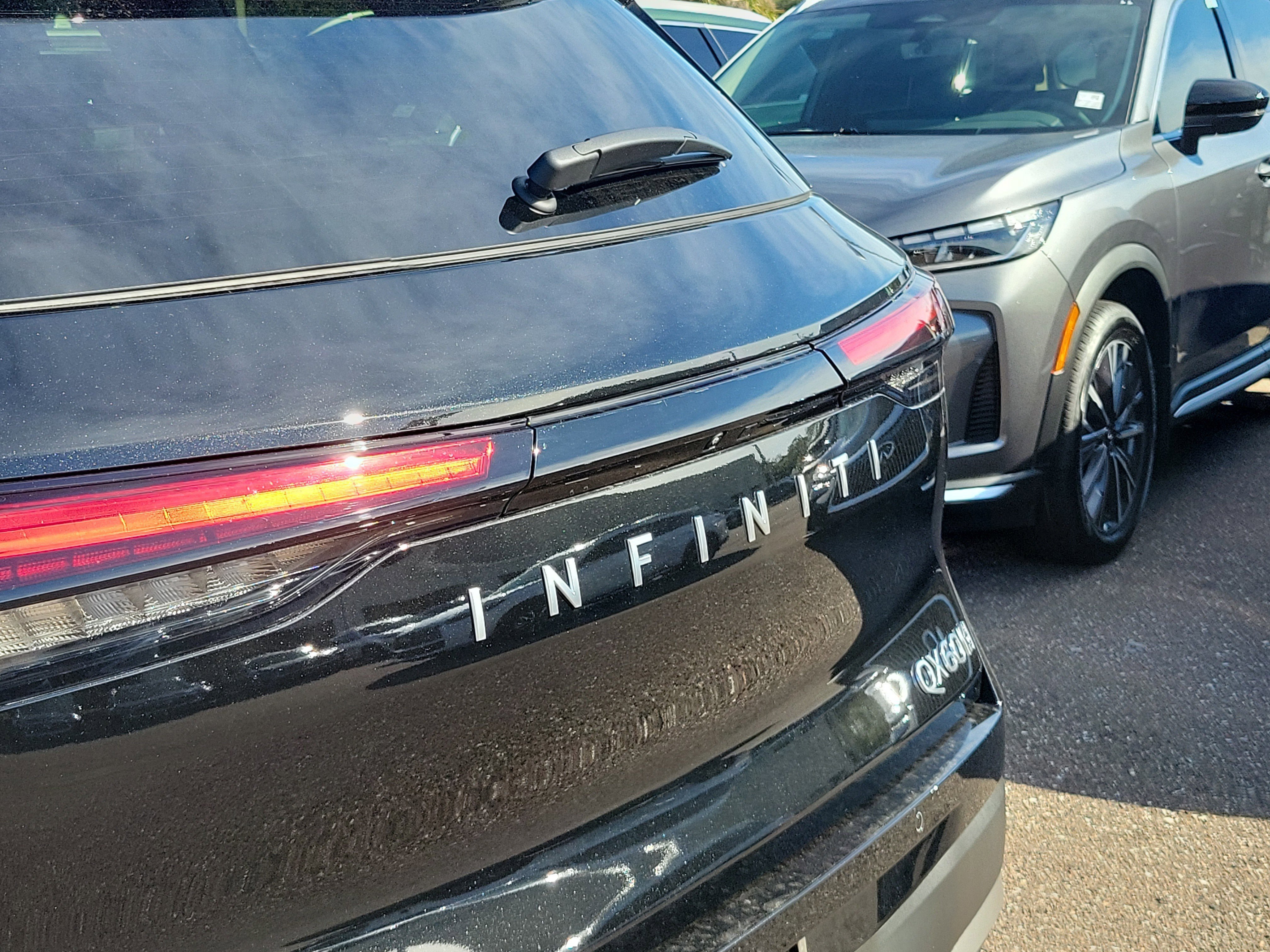 New 2026 INFINITI QX60 Luxe w/ Cargo Package image 6