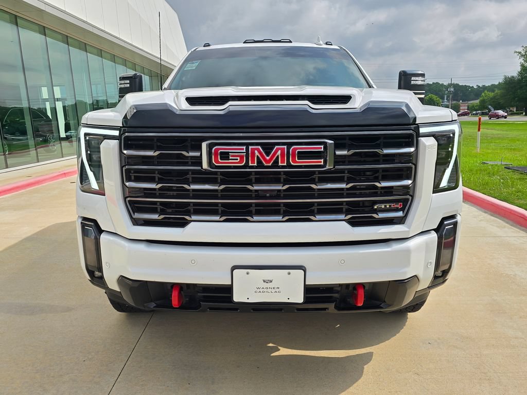 Used 2024 GMC Sierra 2500 AT4 w/ AT4 Premium Plus Package AWD/4WD image 9