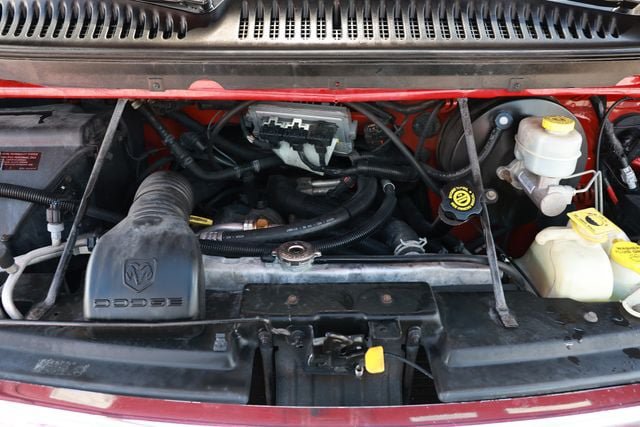 Used 2000 Dodge B3500 RWD image 21