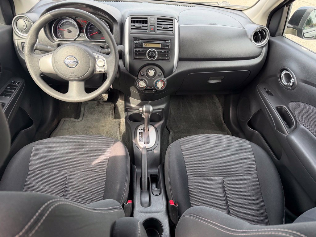 Used 2014 Nissan Versa SV FWD image 18