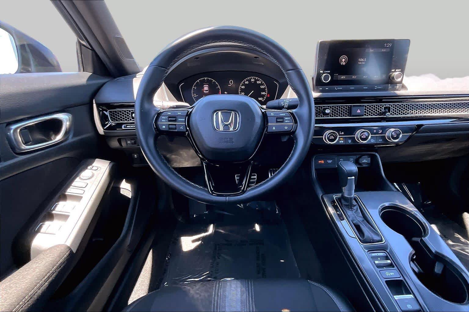 Used 2025 Honda Civic Sport image 5