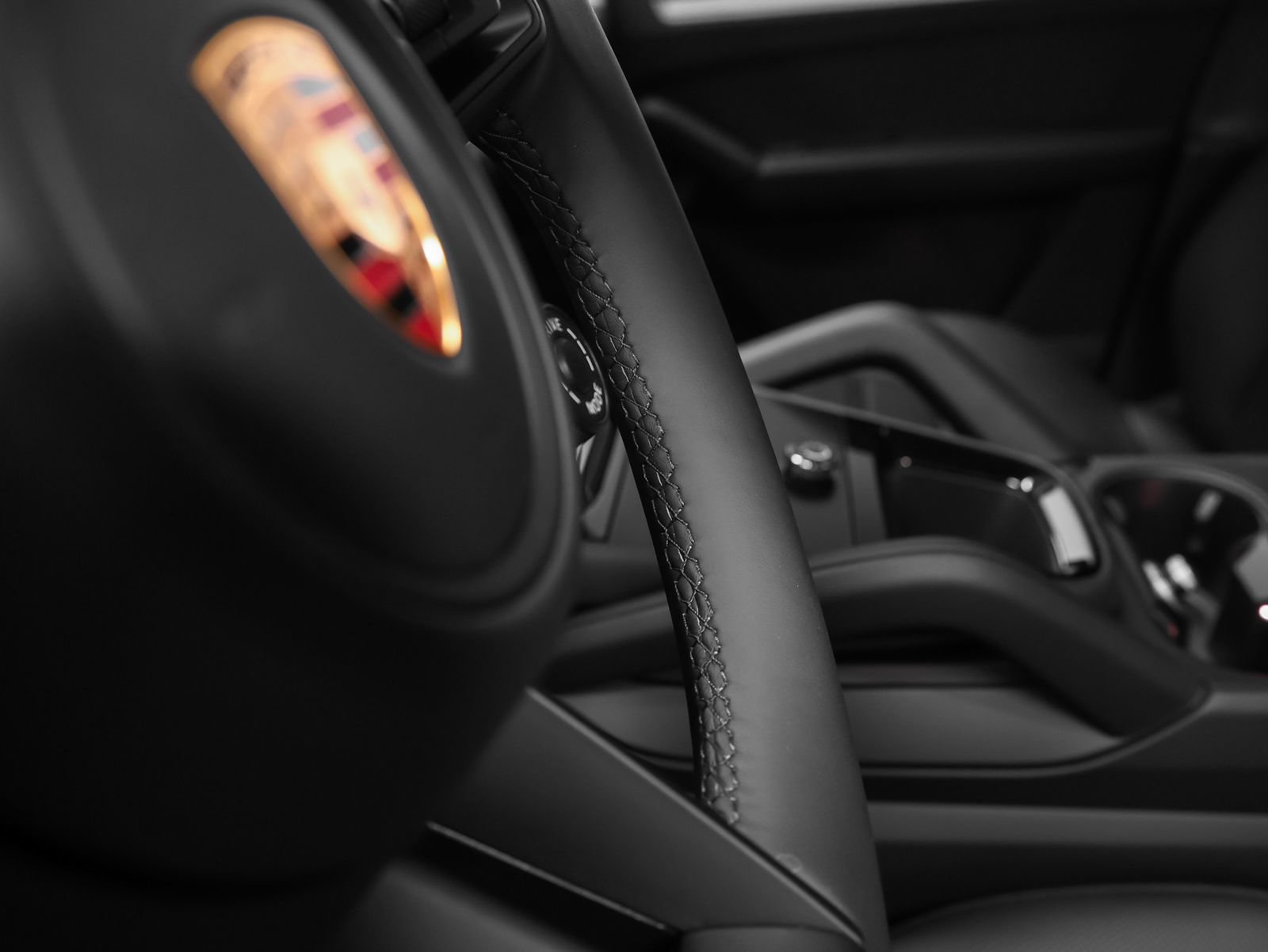 New 2026 Porsche Cayenne Coupe AWD/4WD image 37