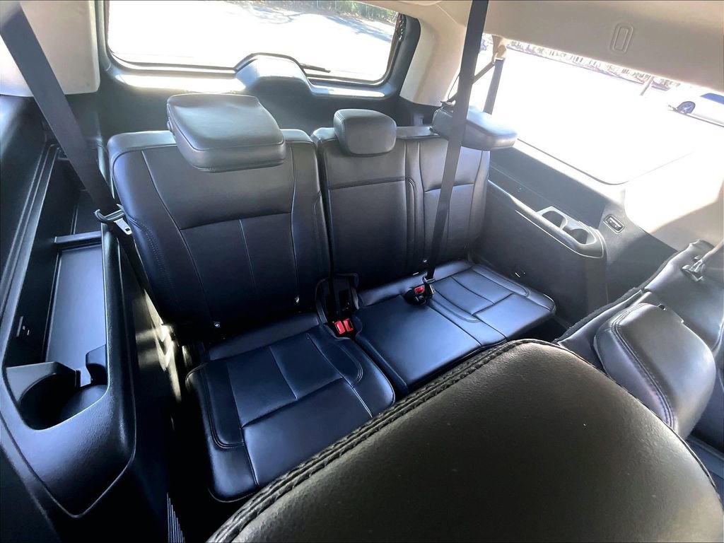 Used 2023 Ford Expedition Max XLT image 26